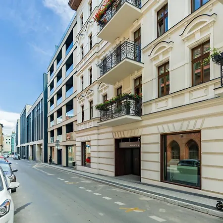 Apartment Citycenter Lux Krysiewicza 3 Airconditioning By Renters Poznan